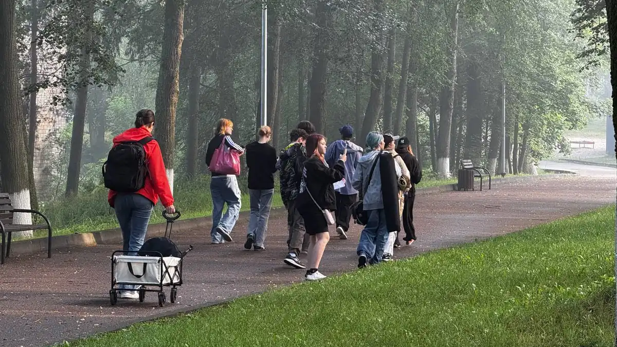 Летняя киношкола в Подмосковье: съёмочная группа с техникой